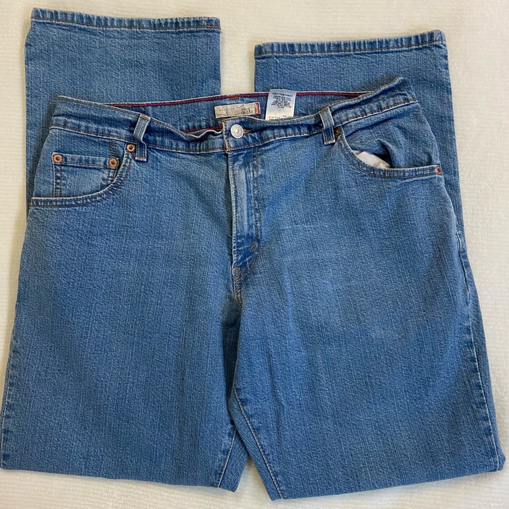 Levi’s 550 Relaxed fit Boot Cut Jeans 14S